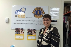 lions-club-help-with-glasses-grand-opening