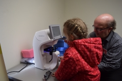 lions-club-help-with-glasses-volunteer